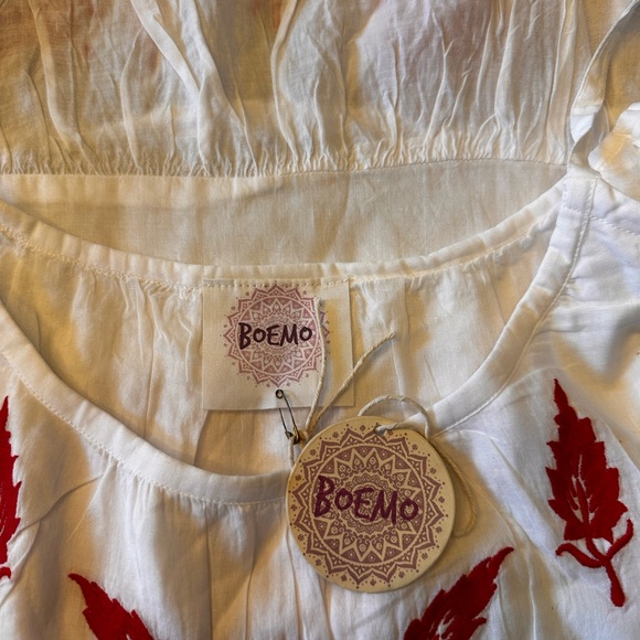 Boemo NWT White& Red embroidered the Aphrodite Mini Dress - Picture 8 of 13
